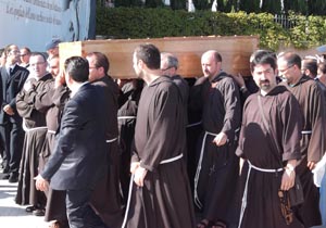 funerali_fra_modestino_san_giovanni_rotondo